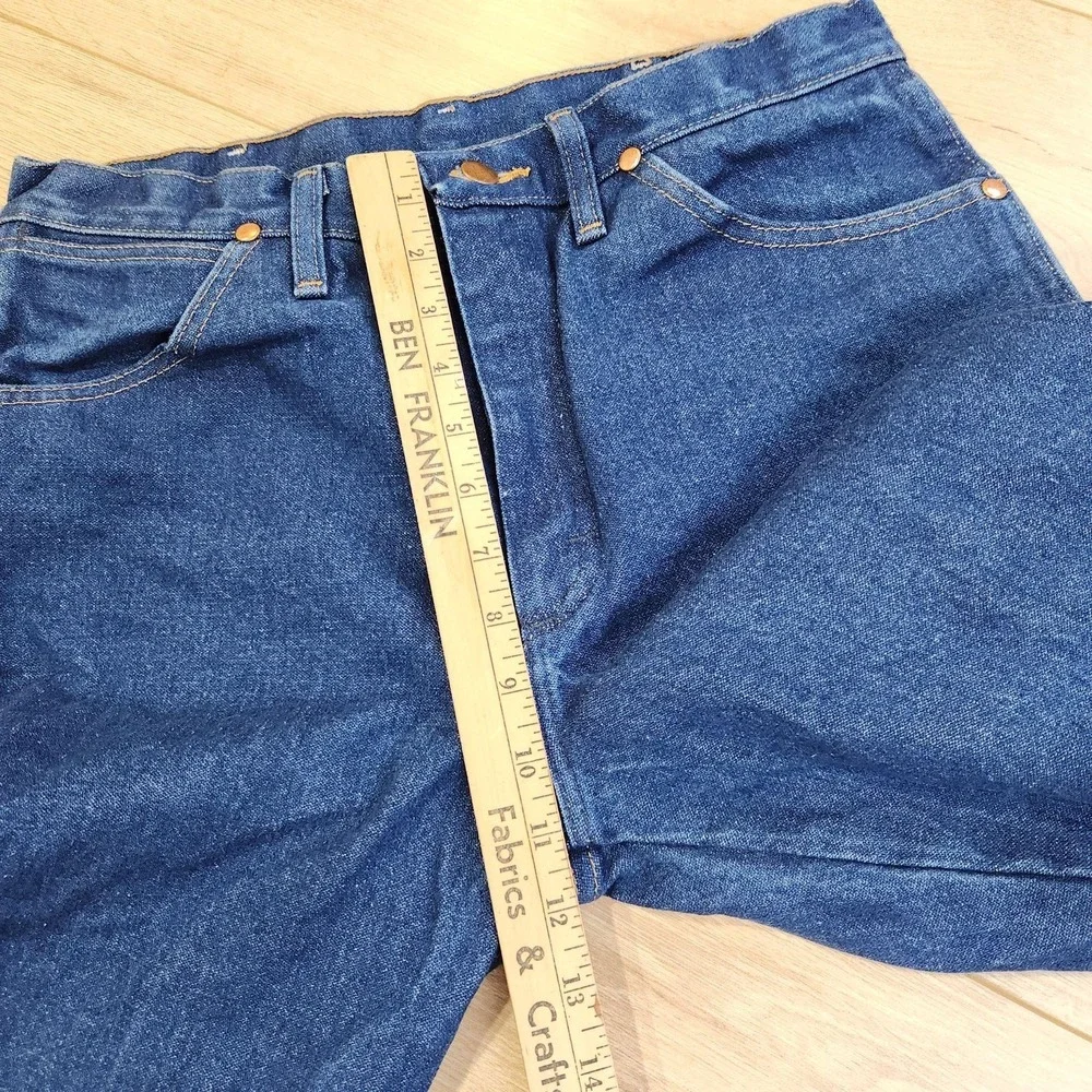 Wrangler 13MWZ Jeans Mens 33x33 Blue Dark Wash Cowboy Cut Straight Denim‎